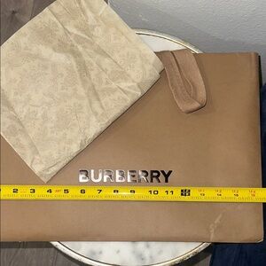 Burberry Tan Garment Bag with gift 💝 wrapping paper